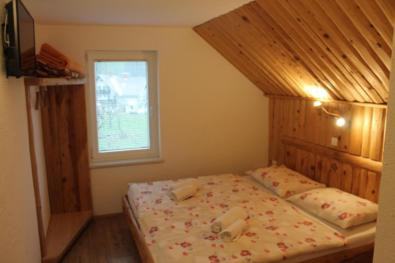 Apartments And Rooms Cerkovnik Bohinj ภายนอก รูปภาพ