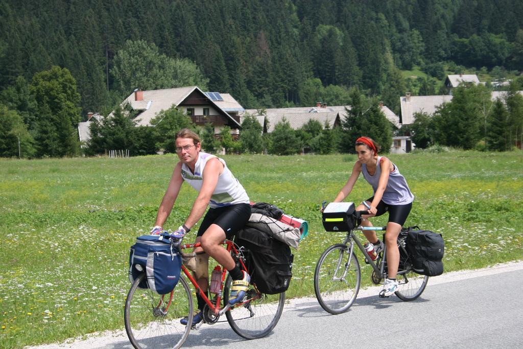 Apartments And Rooms Cerkovnik Bohinj ภายนอก รูปภาพ