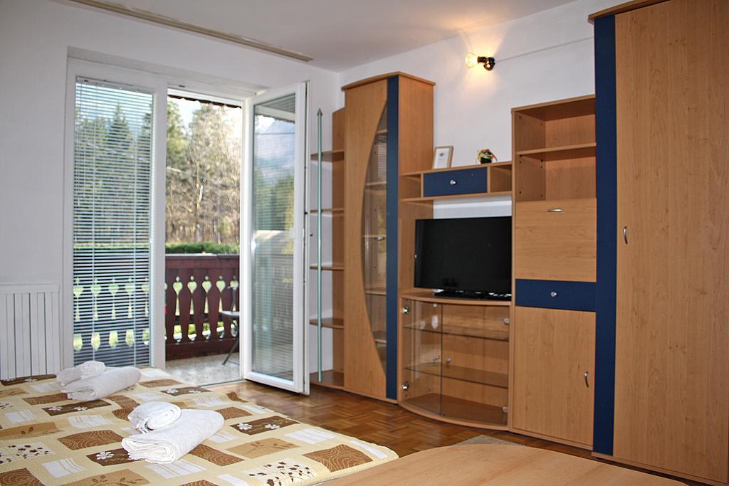 Apartments And Rooms Cerkovnik Bohinj ภายนอก รูปภาพ